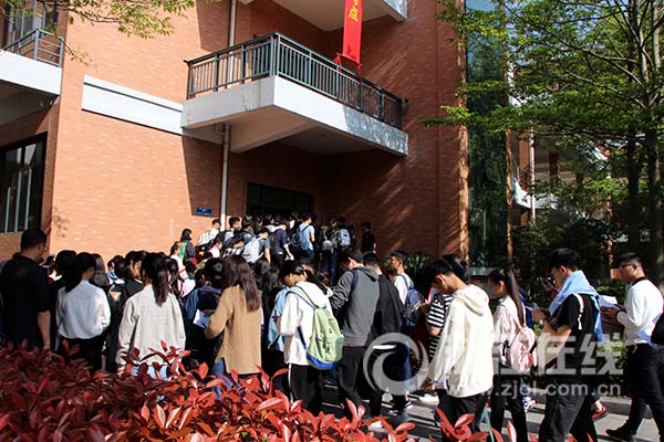 1492506860225271.jpg 2.jpg